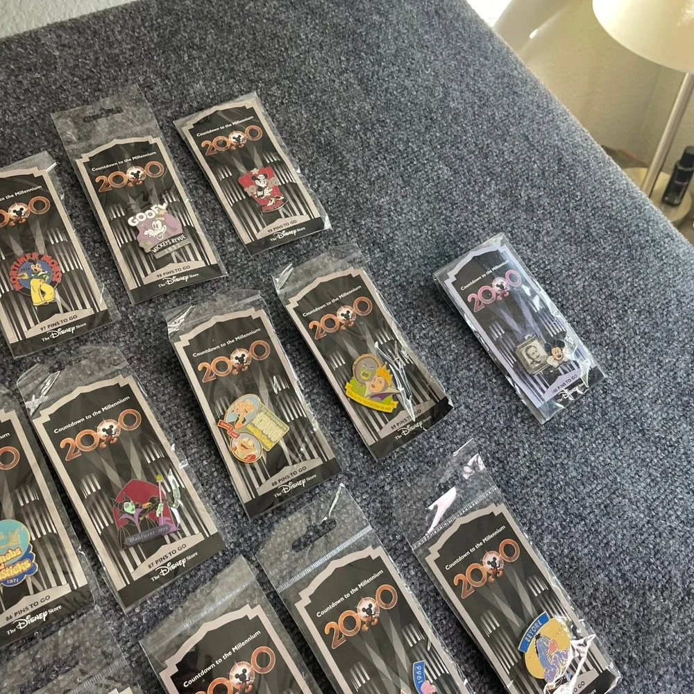 Disney Countdown to the Millennium 101 Pin‎ Complete set W Orig Receipts & Bags